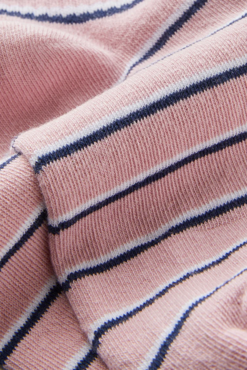 روبي جوارب متوسطة الطول مخططة